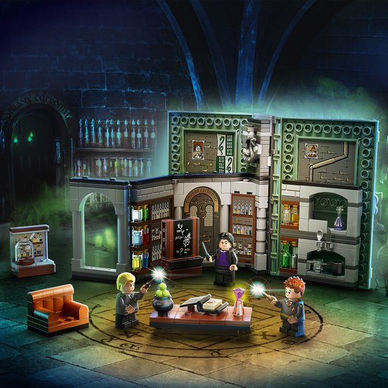 LEGO Harry Potter Zweinstein™ Moment: Toverdrankenles 76383